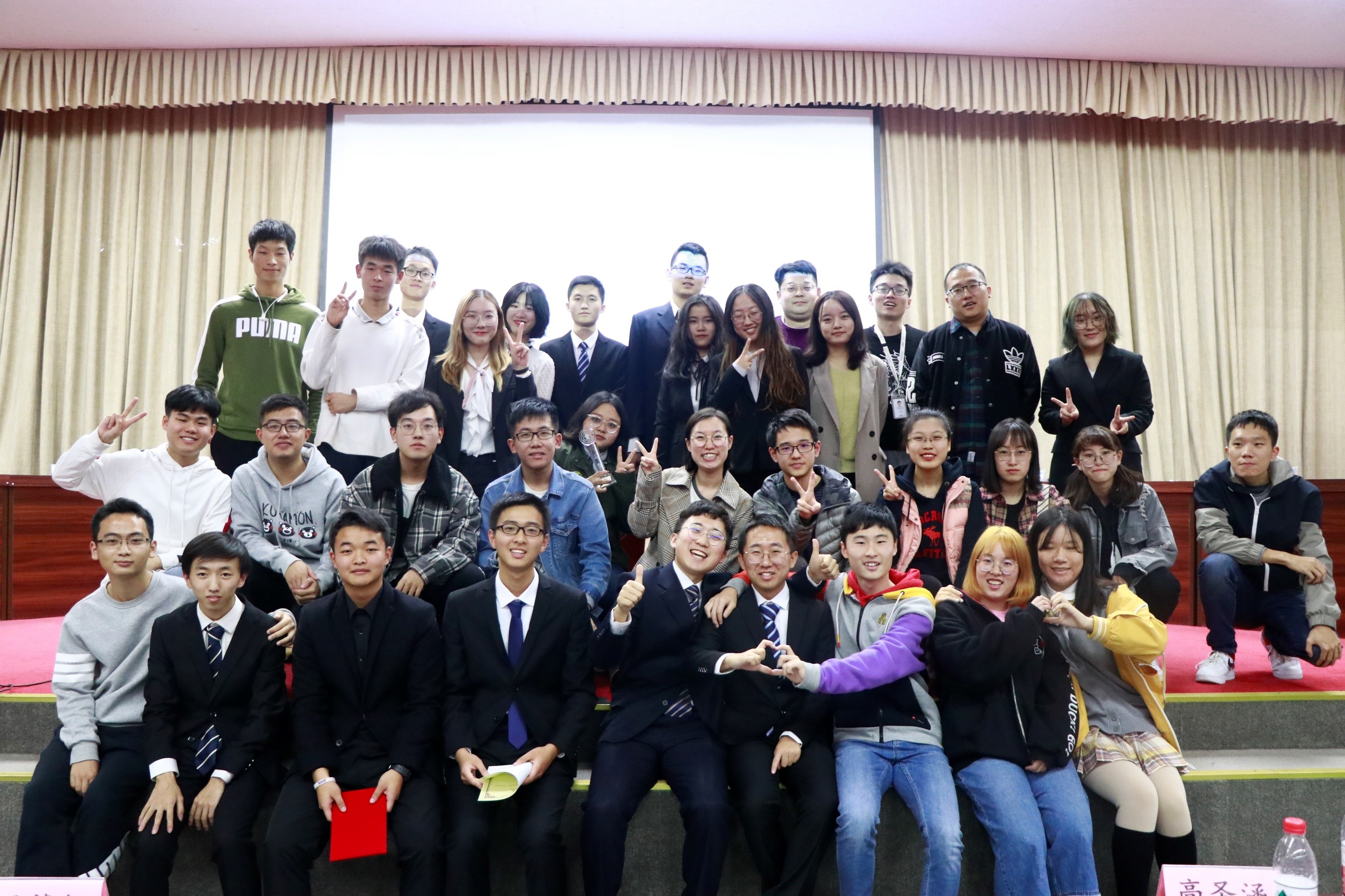 5d6071e6d9b0191f7bc23a456cd0079.jpg